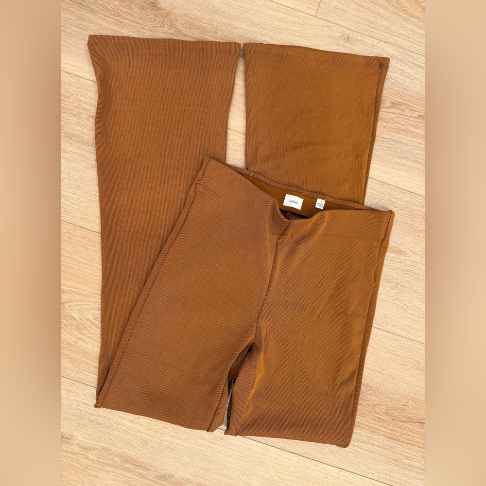 Aritzia Wilfred Candace Flare Ribbed Pants Size S Color Rich Chestnut Black